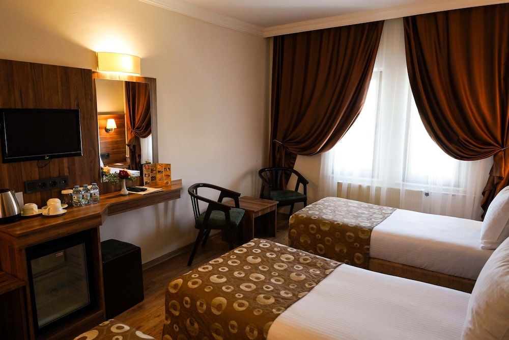 Emin Koçak Thermal & Spa - Convention Center Standard Triple Room 5