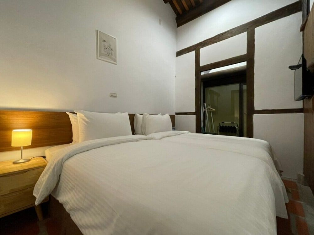 Guning Xiexinyuan Historical Inn Peaceful