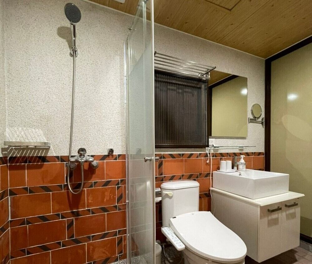 Guning Xiexinyuan Historical Inn Tan 5