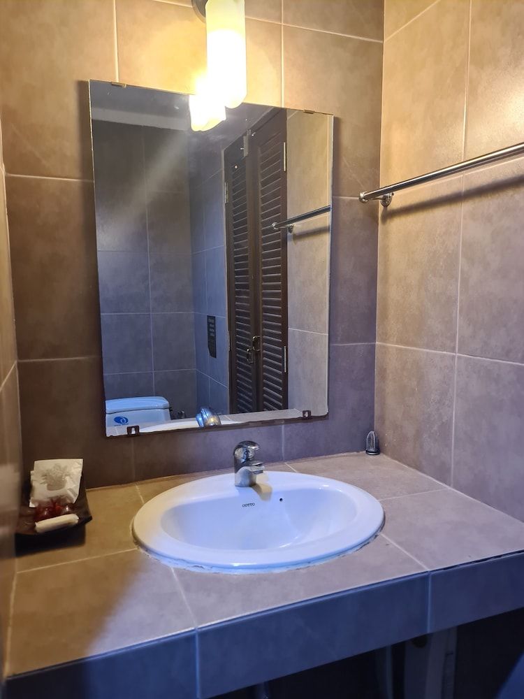 Chaweng Park Place Superior Room, 1 King Bed 13