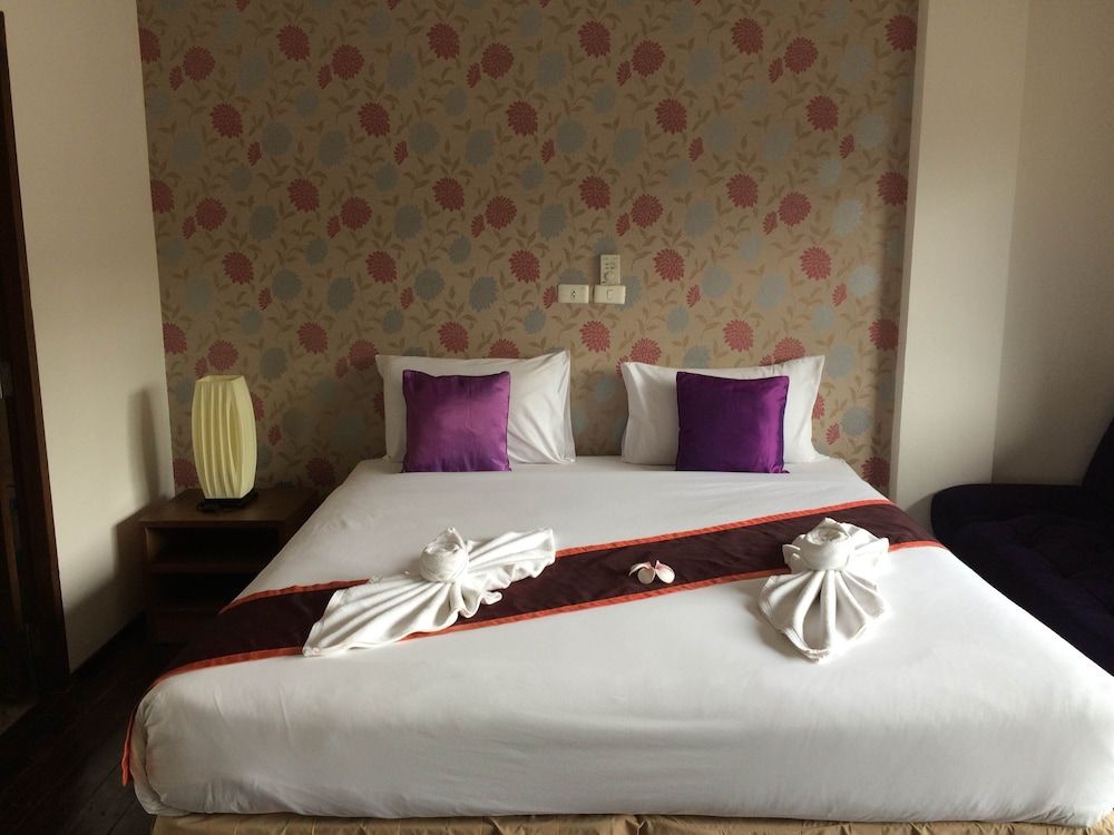 Chaweng Park Place Superior Room, 1 King Bed 5