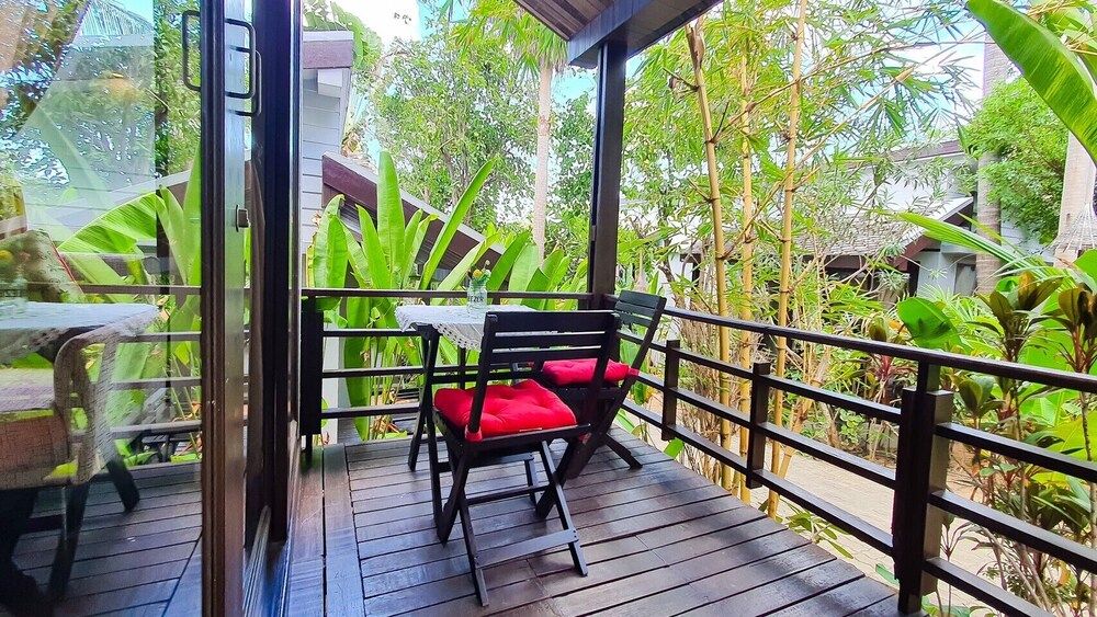 Home Stay Co Ltd Deluxe Bungalow 14