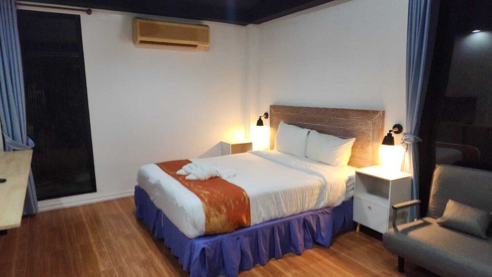 Home Stay Co Ltd Deluxe Bungalow 12