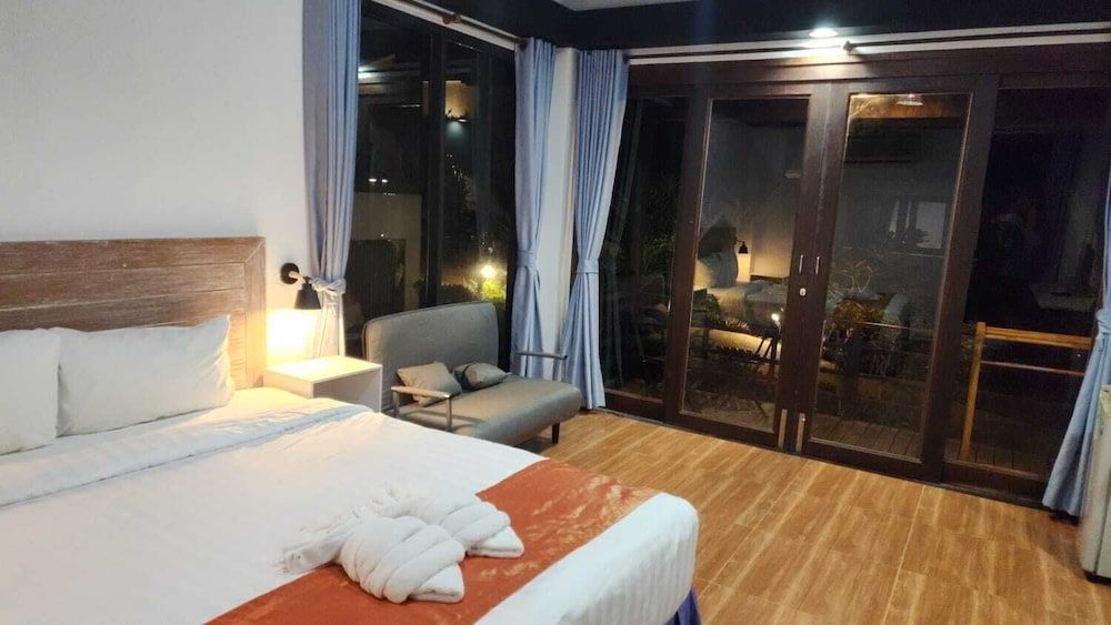 Sasitara Residence Koh Samui Deluxe Bungalow 12