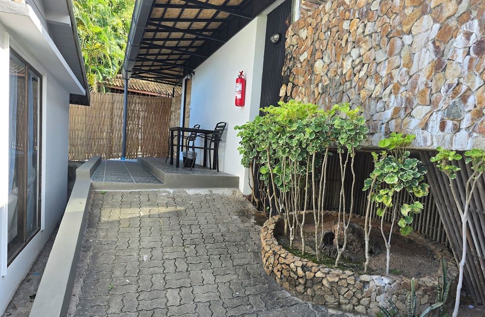 undefined Home Stay Co Ltd 2