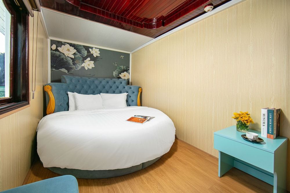 undefined Halong Fantasea Cruise 8