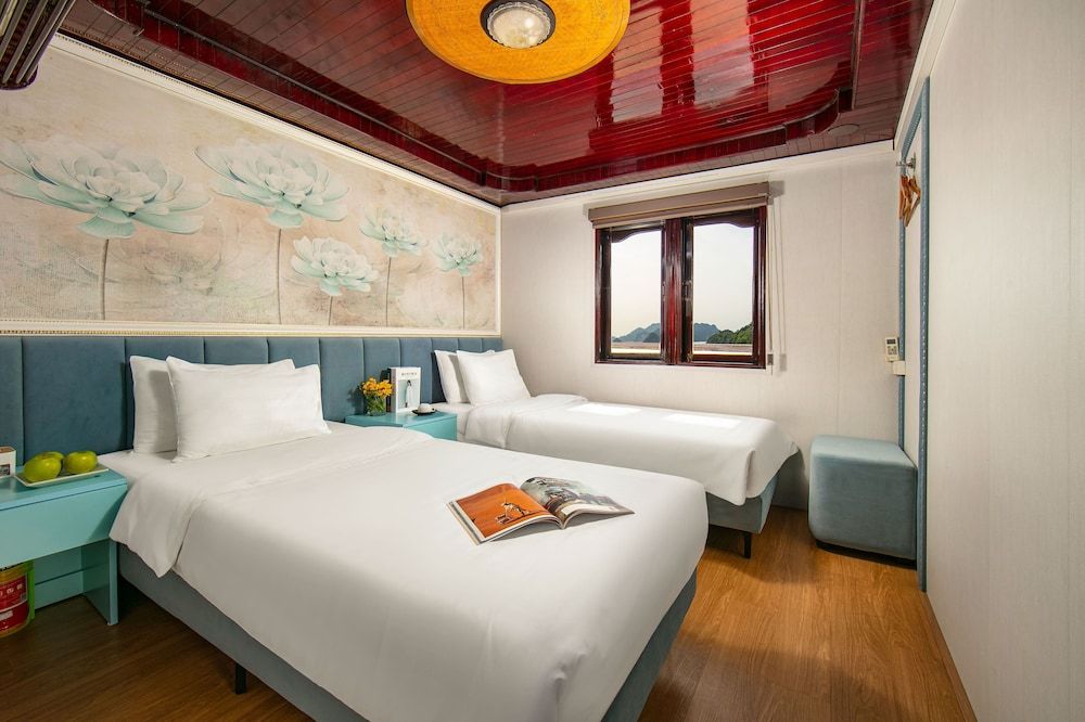 undefined Halong Fantasea Cruise 9