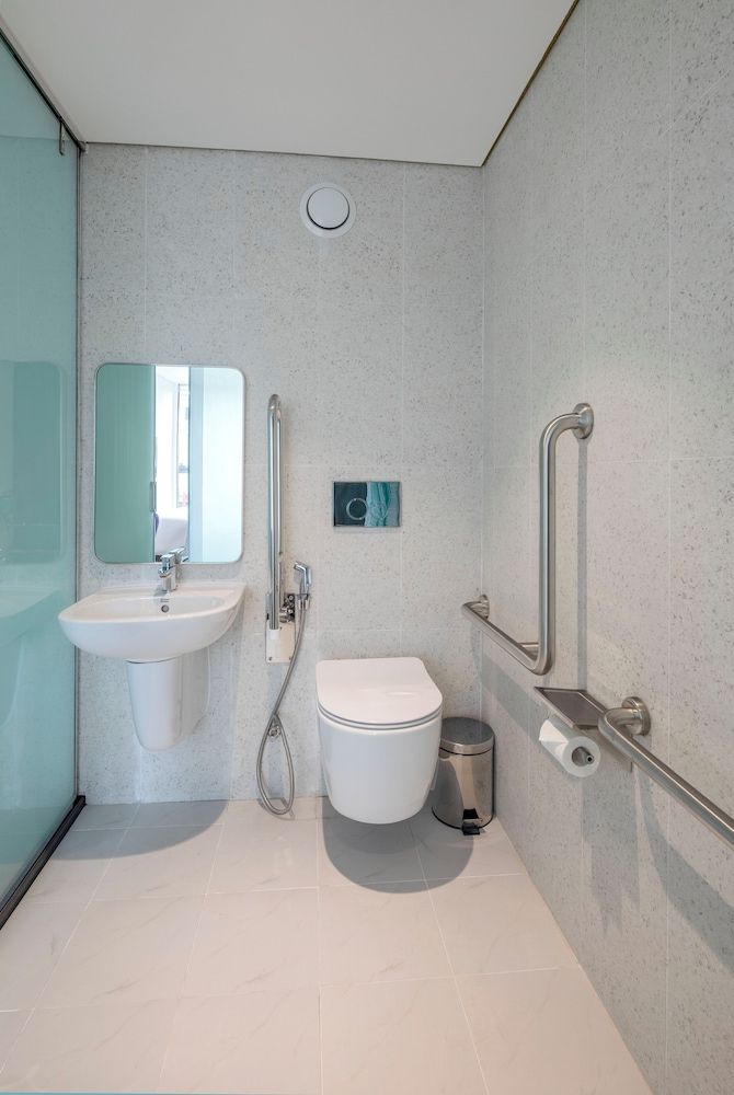 Tru by Hilton Lang Son City Centre Room, 1 King Bed, Accessible 3