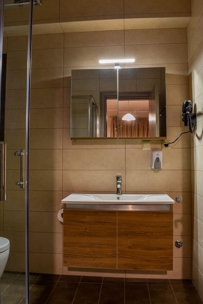 Elia Deluxe Accommodation Deluxe Room 6