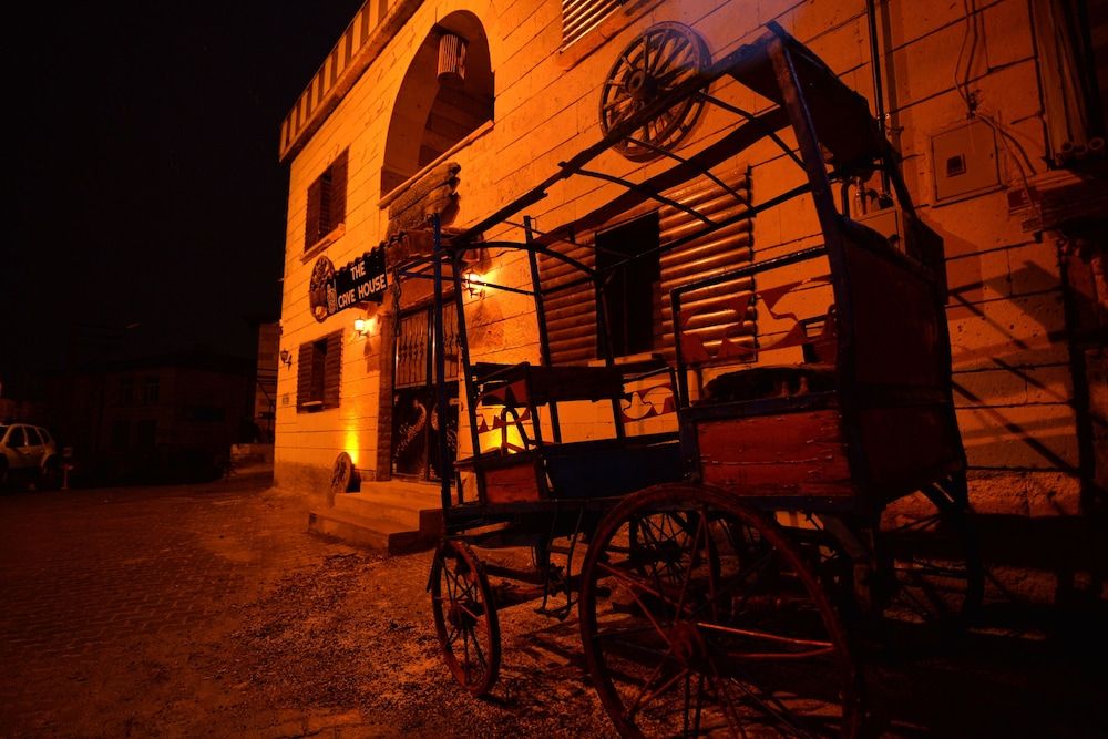 undefined The Cave House 7