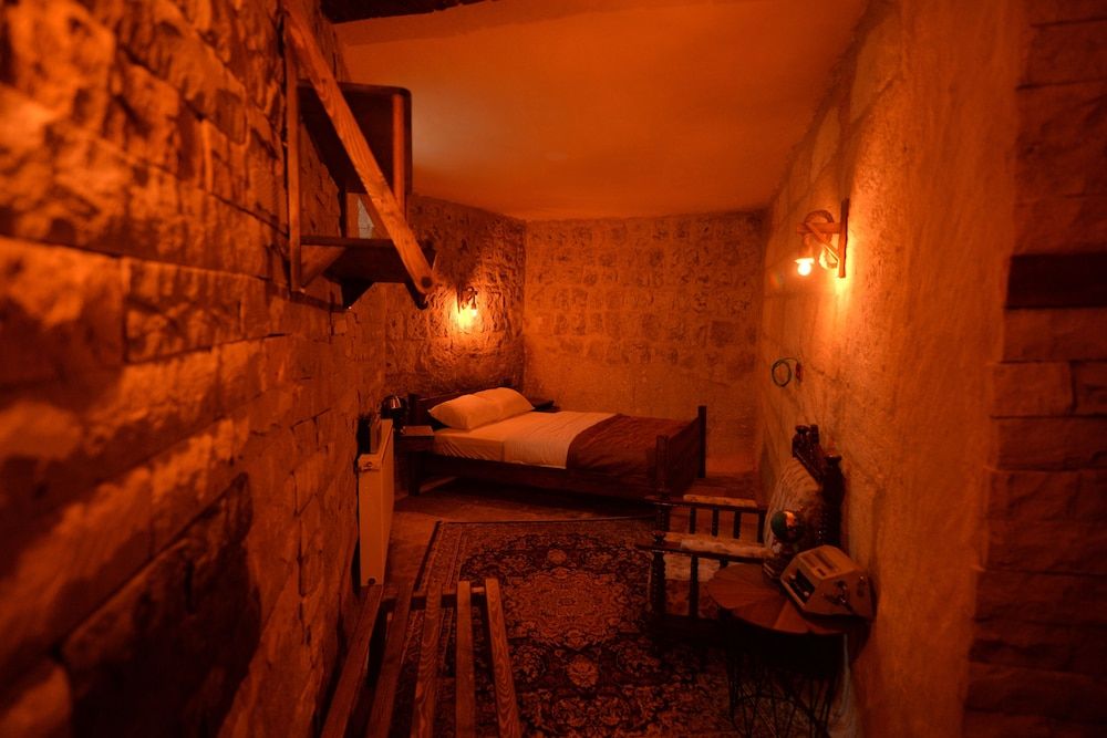 undefined The Cave House 2