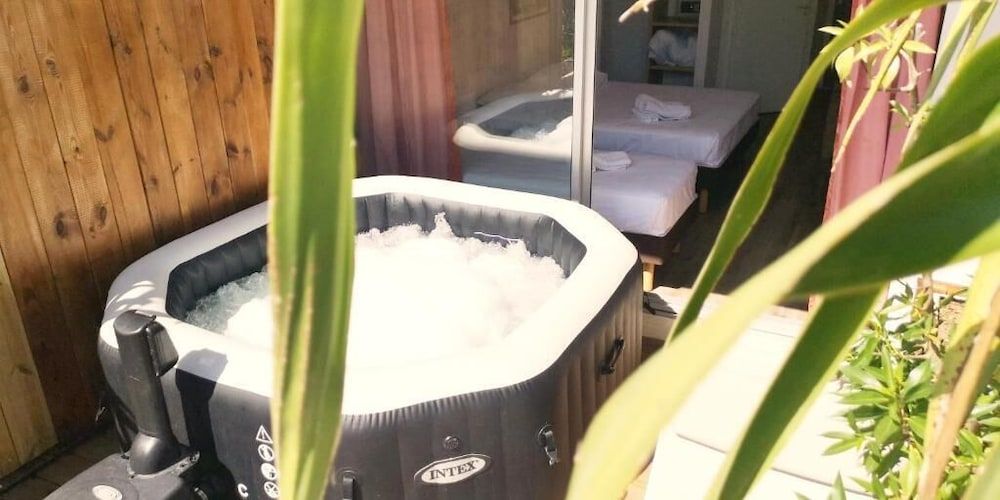Comfort Triple Room, Hot Tub