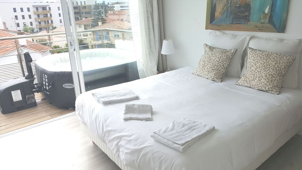 Suite with private hot tub