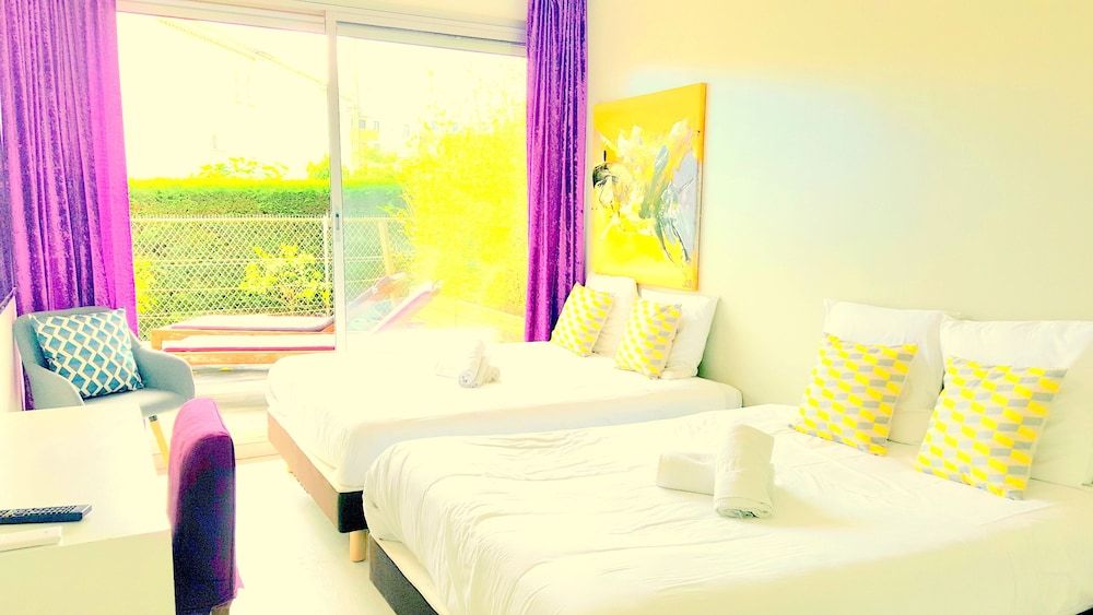 Comfort Quadruple Room, Balcony