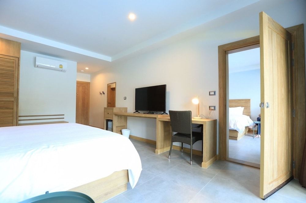 Grand Deluxe Room