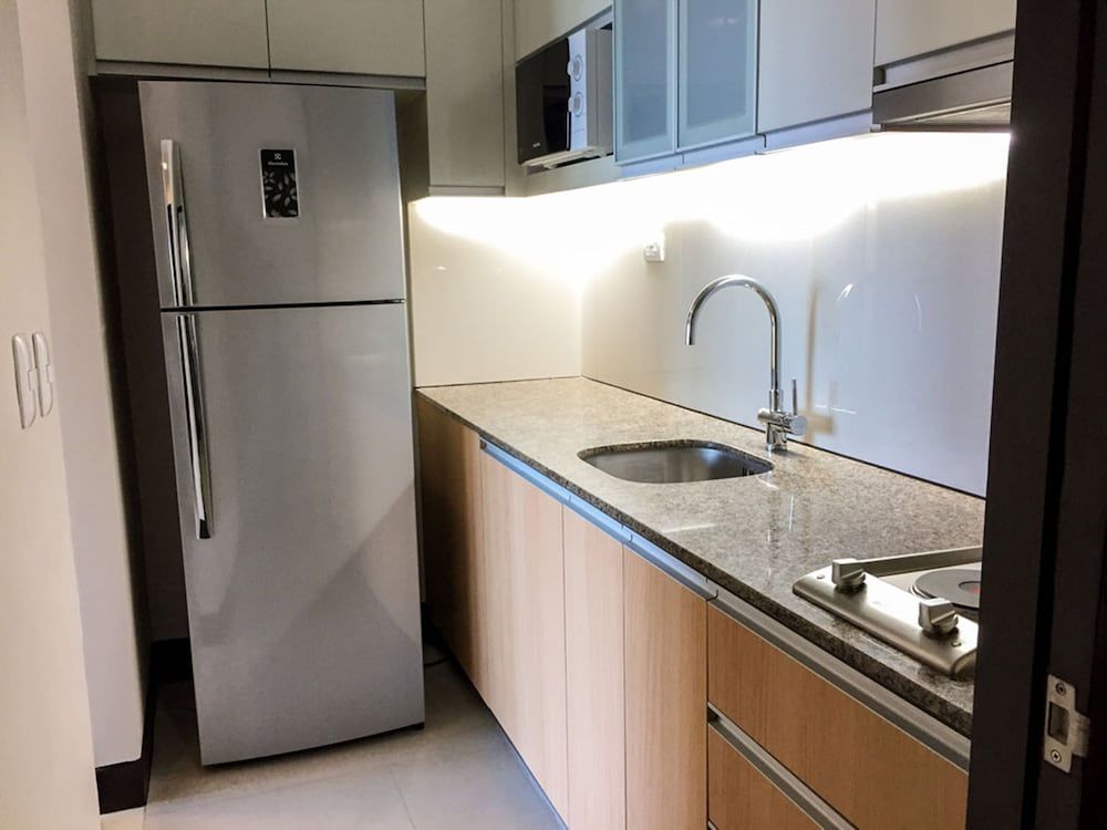 Mactan Cebu Beach Condo Standard Room 9