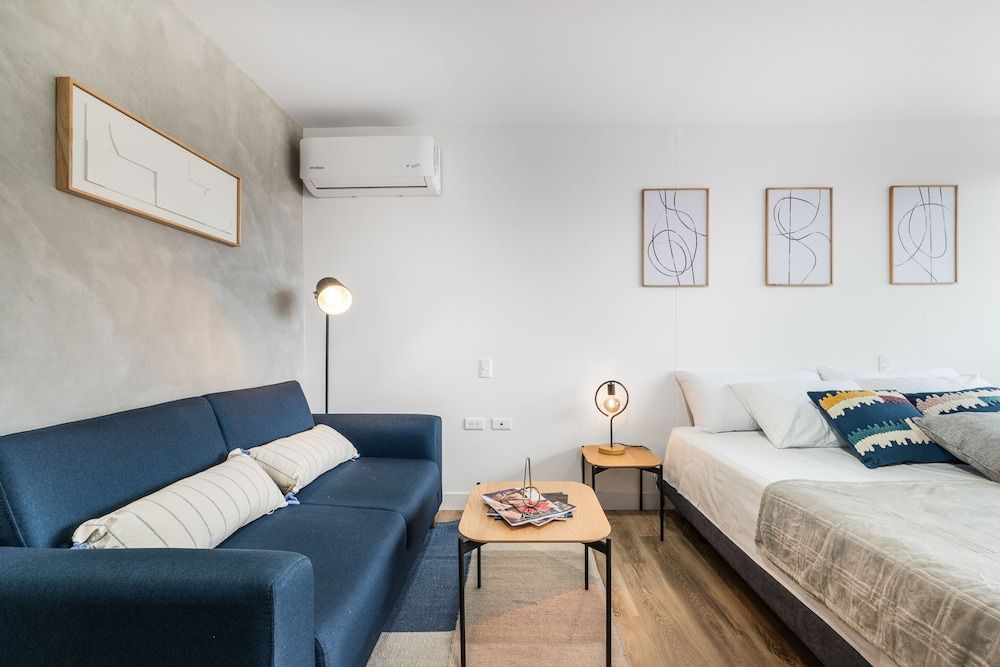Studio Suite (1109)