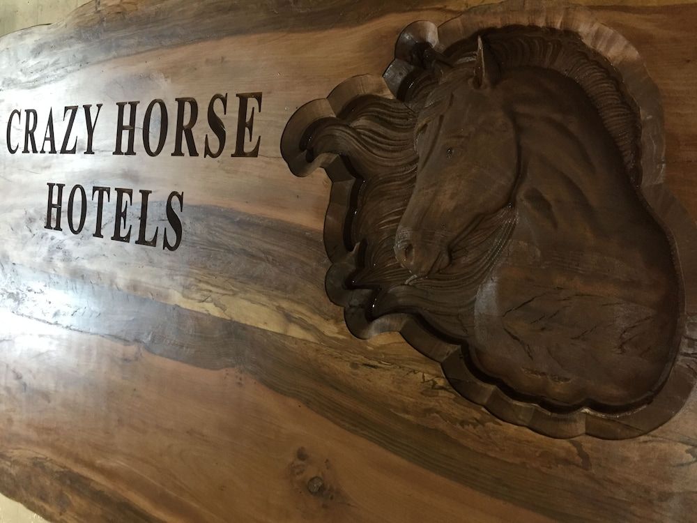 undefined Hotels Crazyhorse 7