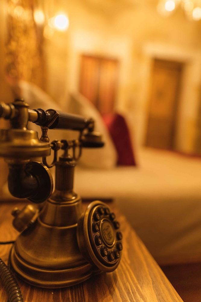 Solo Cave Suites Superior Room 19