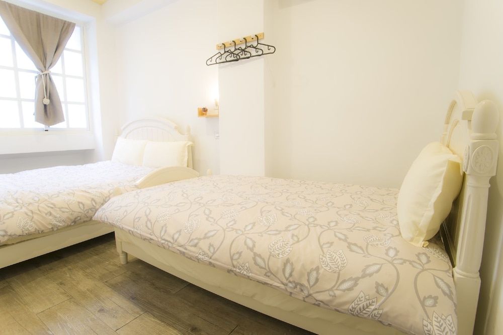 Economy Triple Room