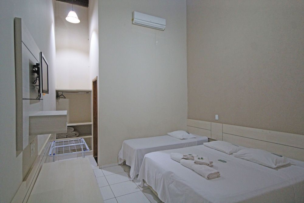 Pousada Faruk Quadruple Room 11