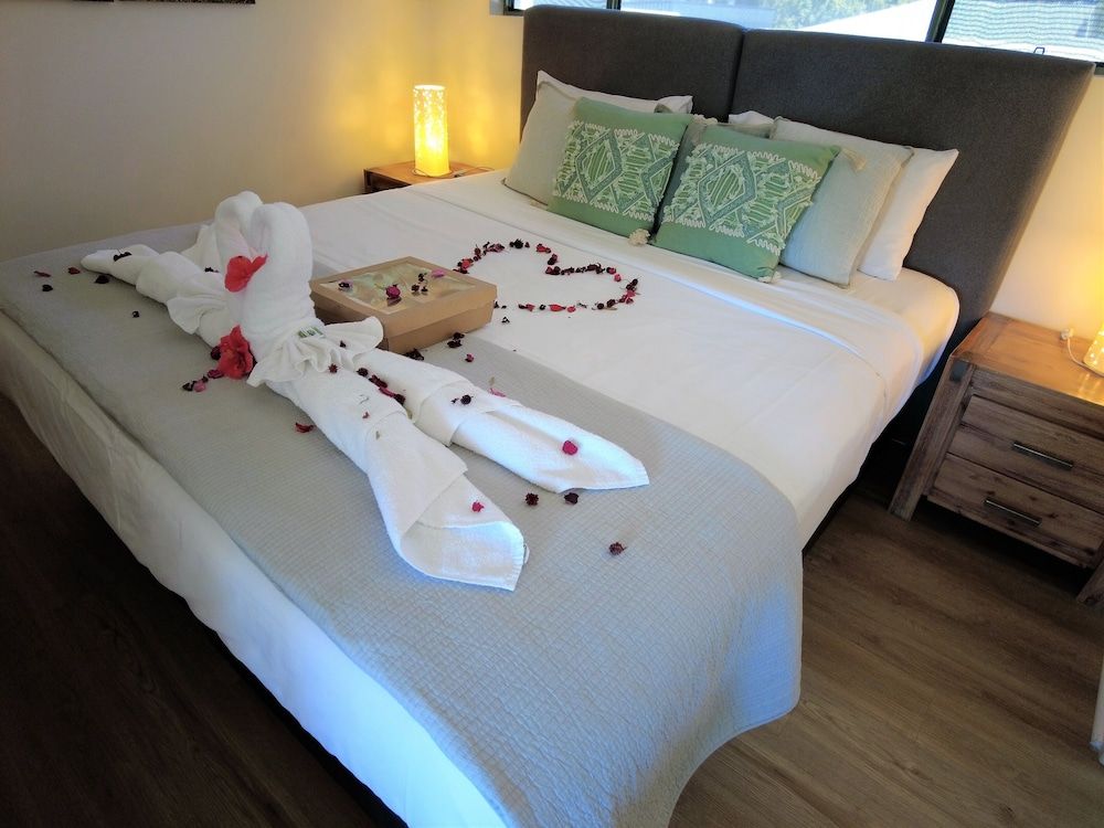 Noosa River Retreat Superior Apartment, 1 Bedroom, Non Smoking, Pool View 6