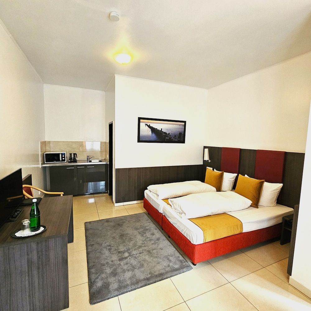 Concorde Hotel Ascot Double Room