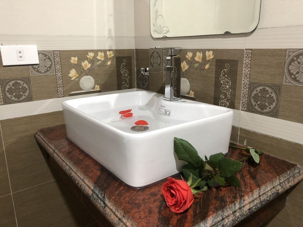 undefined Muong Hoa View Hotel 10