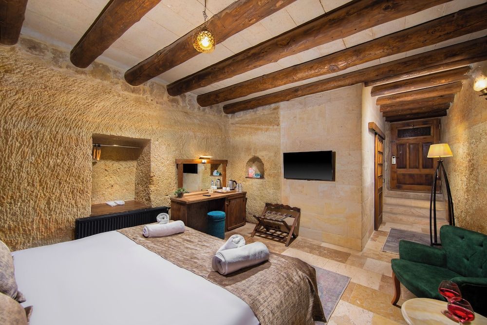 Dionysos Cave Cappadocia Hotel Economy Room, No Windows 2