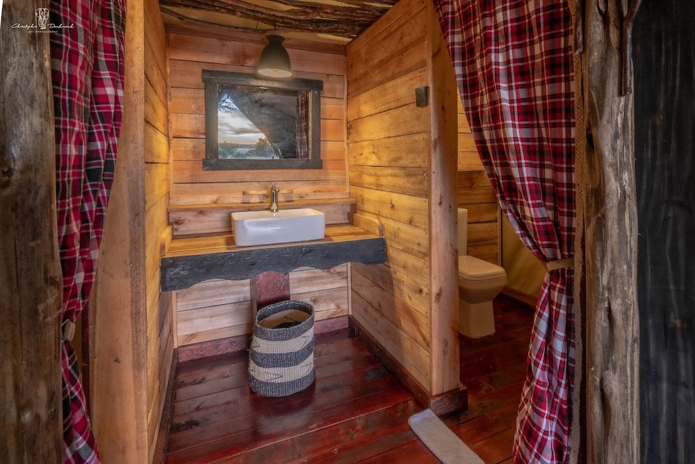 Mara Major Camp Deluxe Tent, 2 Twin Beds, Non Smoking 4