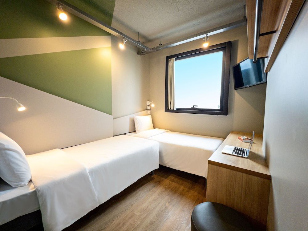 Standard Room, 2 Twin Beds