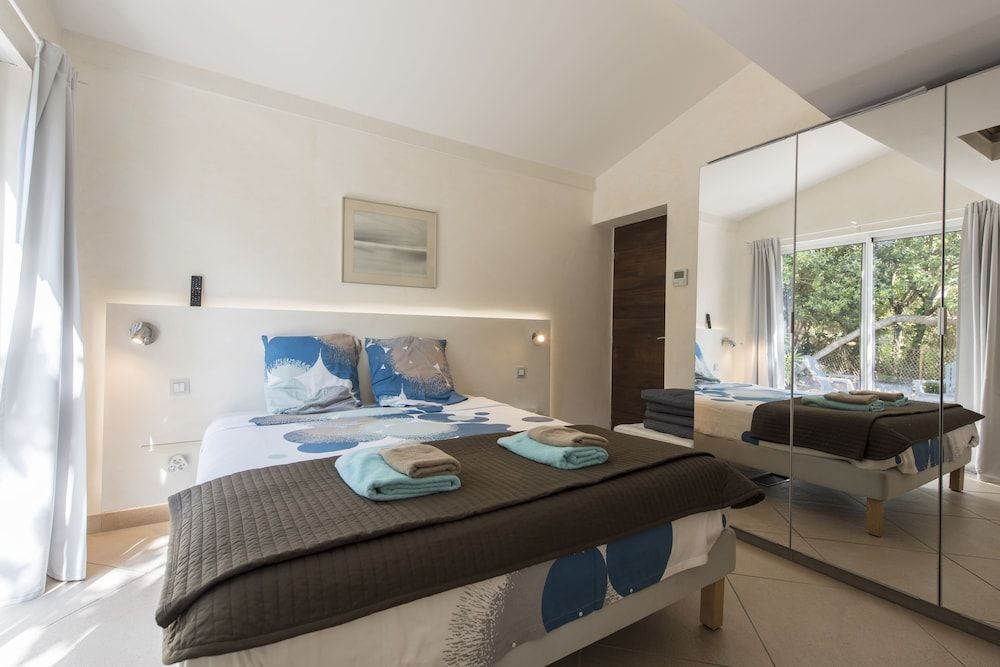 Double Room, Patio (Opaal)