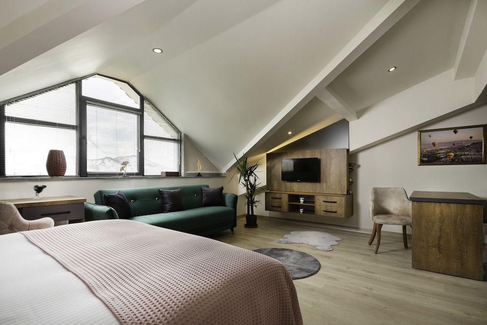 Cappa Suites Suite, 1 Queen Bed with Sofa bed 4