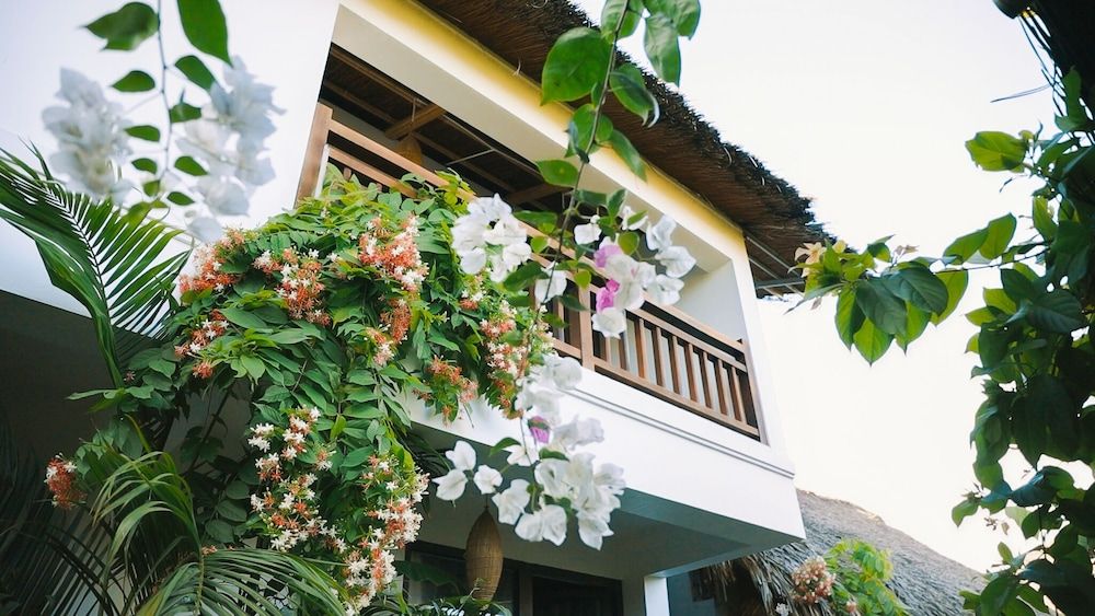 undefined Nan House 7