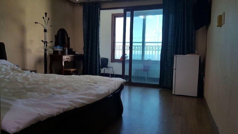 undefined Eden Hostel 3