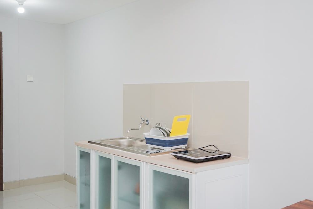 Fully Furnished Studio with Comfort Design Majestic Point Serpong Apartment Apartment, Non Smoking, Kitchenette 8