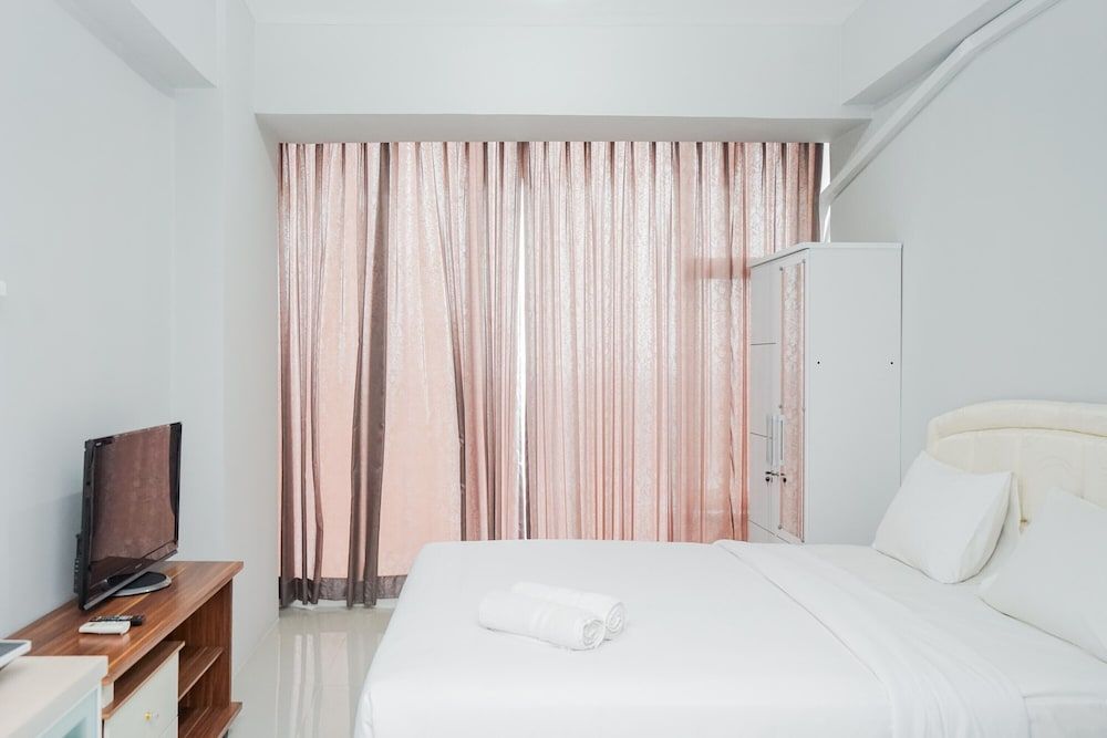 Fully Furnished Studio with Comfort Design Majestic Point Serpong Apartment Apartment, Non Smoking, Kitchenette 4