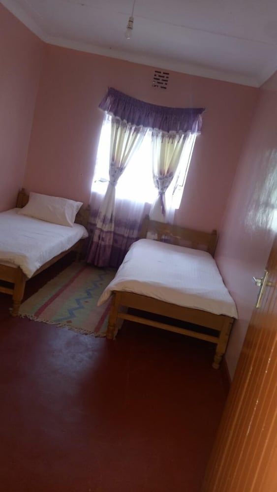 Kileleoni Mara Gateway House - Adults Only Standard Twin Room 4