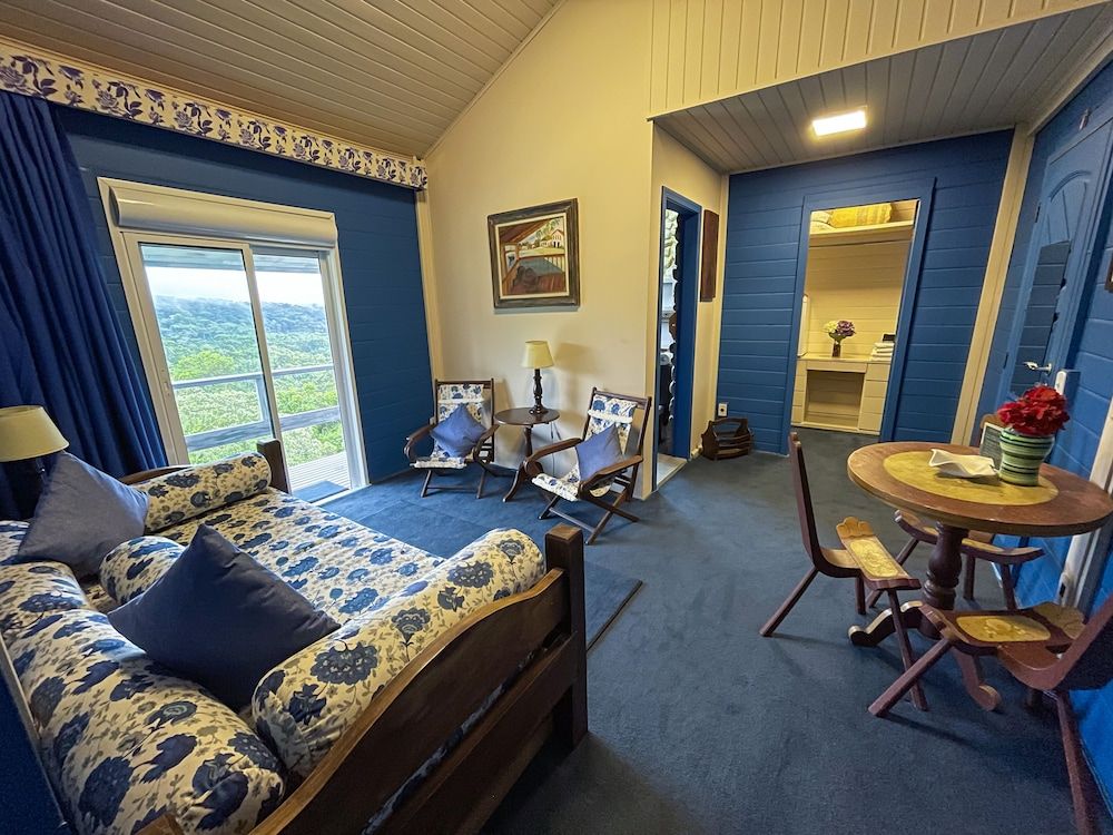 Suite, Balcony, Mountain View