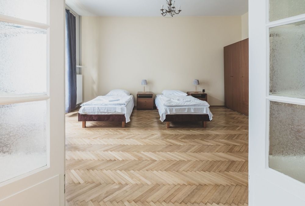 Economy Room, 2 Bedrooms (6C)
