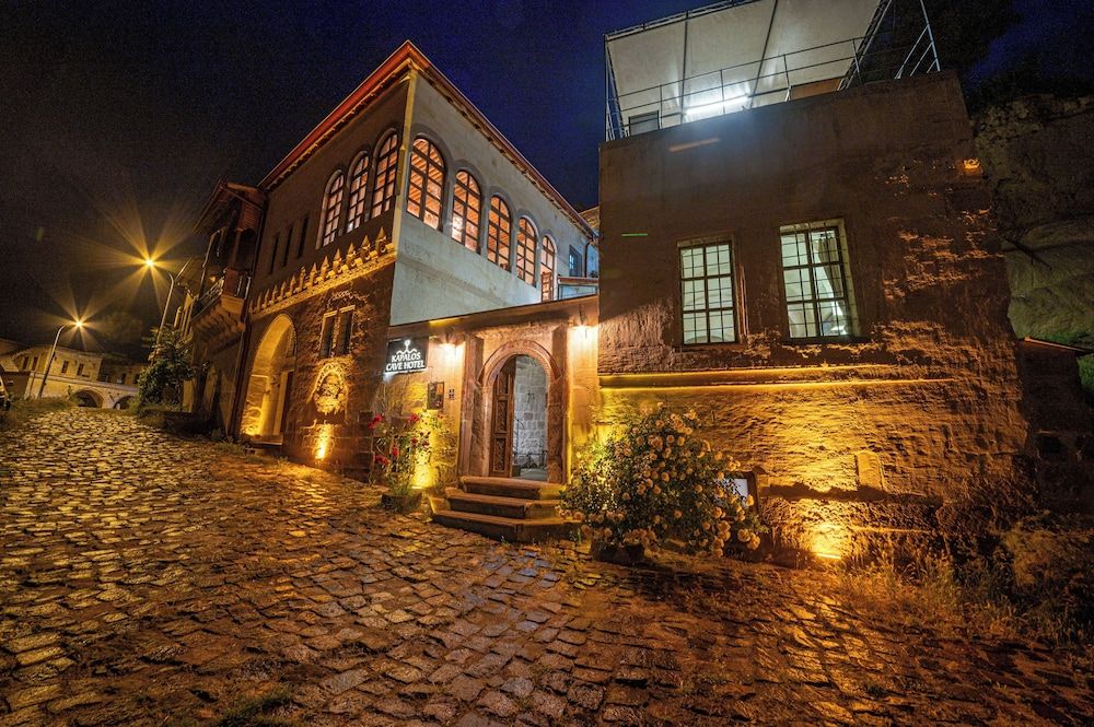 undefined Kapalos Cave Hotel 10