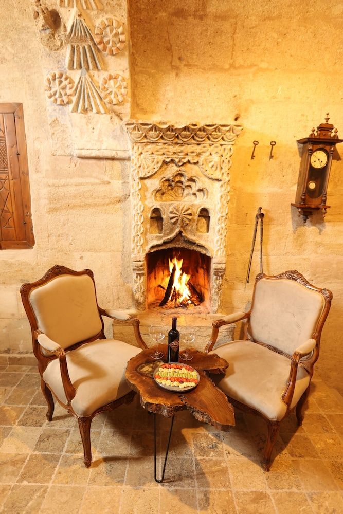 undefined Kapalos Cave Hotel