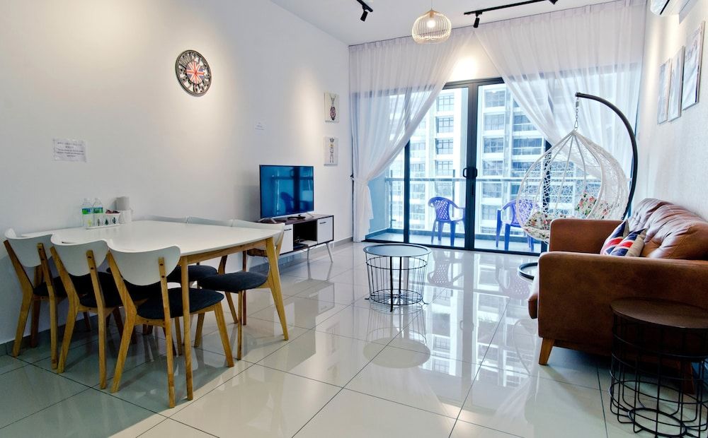 Ruby Atlantis Condo (Urban) 10