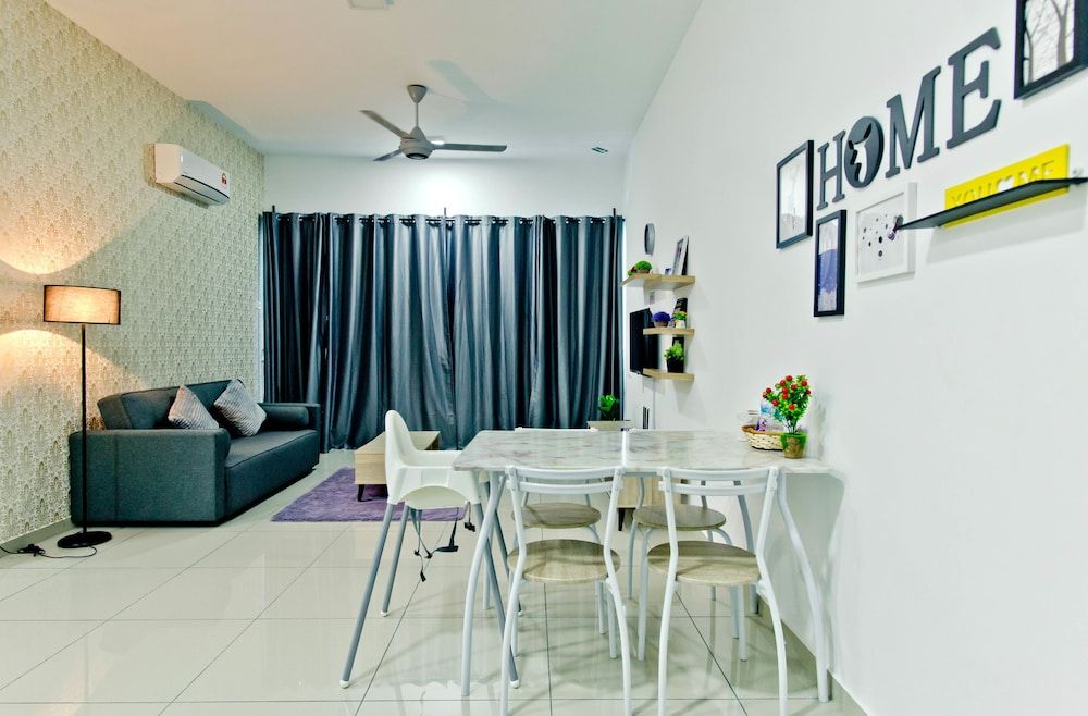 Ruby Atlantis Condo (Tropicana) 10