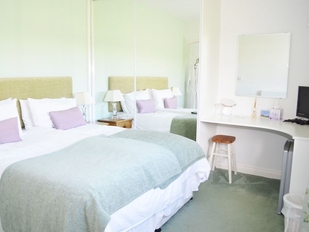 Quixhill - Denstone - Dove Meadow B & B