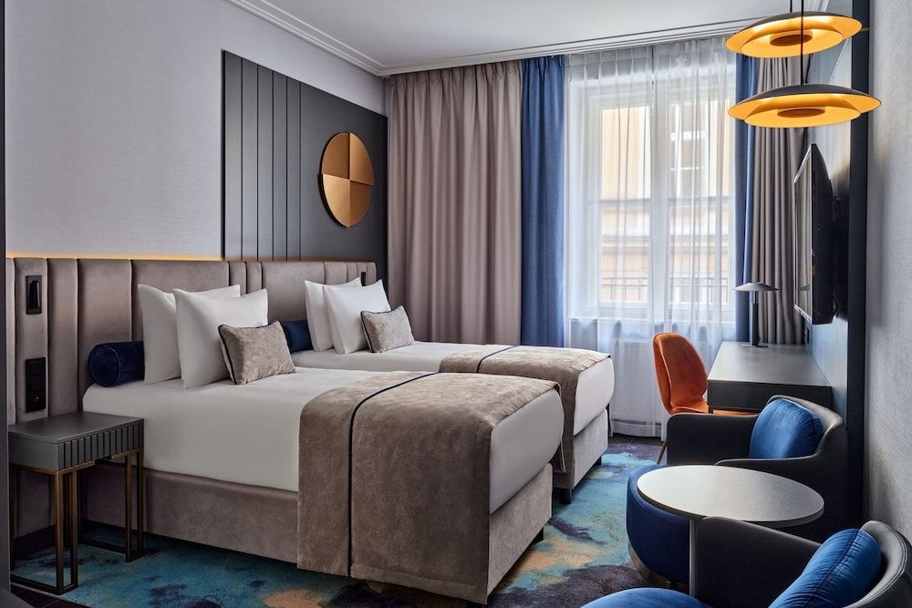 Standard Room, 2 Twin Beds, Non Smoking, City View