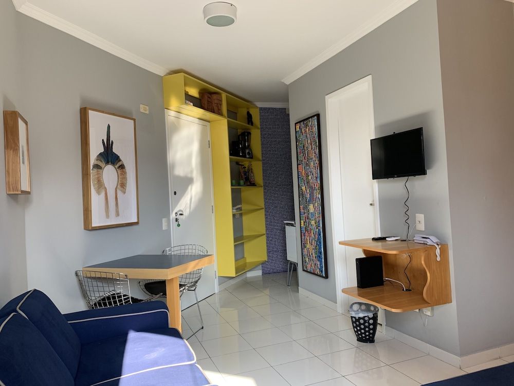 Akile B. Ribeiro City Studio 12