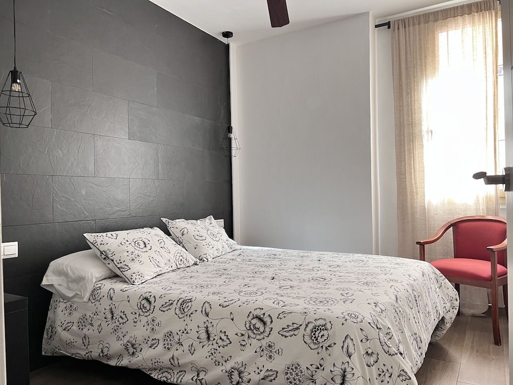 Suites La Merced Malaga365 Standard Apartment, Private Bathroom 2