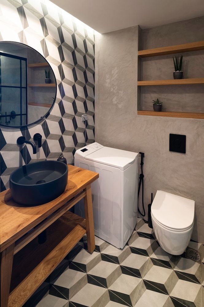 Petalo Suites Suite with Old Town View 9