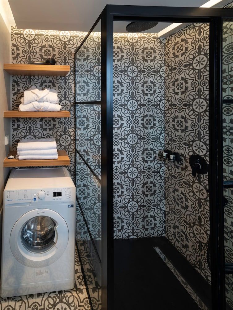 Petalo Suites Superior Suite with Panoramic View 7